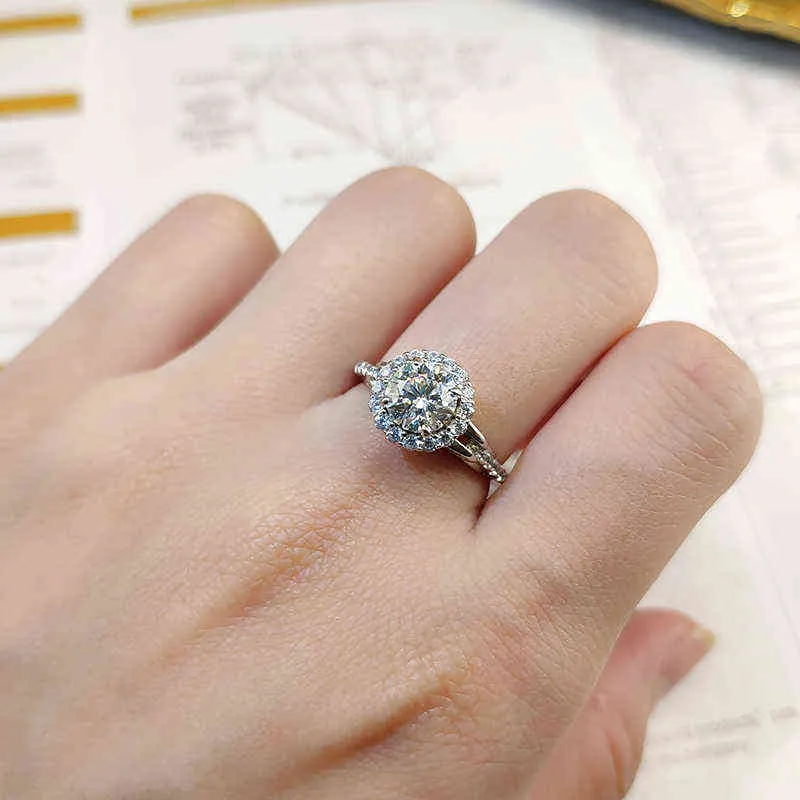 Luomansi Real Moissan Diamond Riamond Ring D Color 1 Carat 925 стерлингового серебра для стерлингового извещателя полный инкрустация Gemstone RNG Fine Wedding подарок 211217