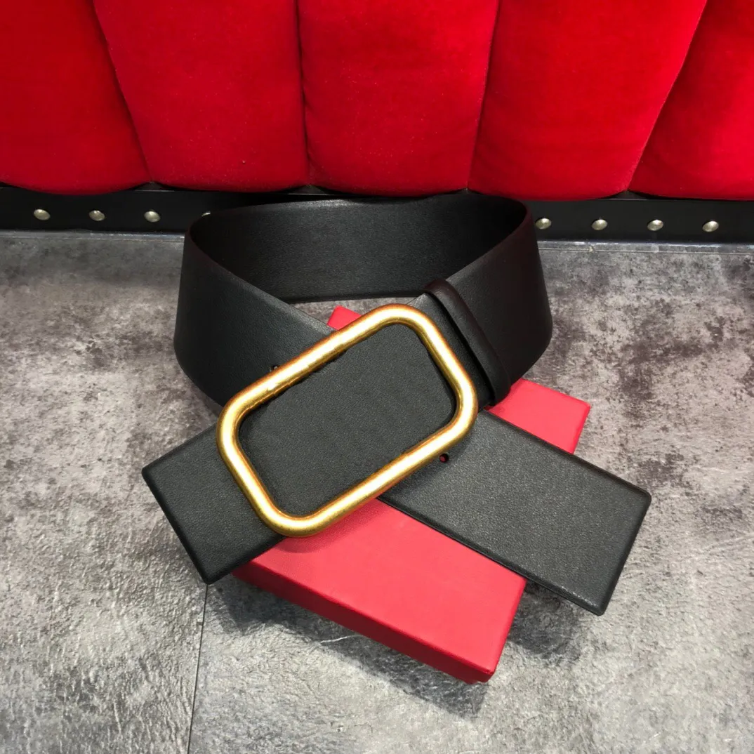 Classique femmes grande boucle ceintures qualité noir rouge blanc véritable cuir boucle d'or femmes ceinture avec boîte femmes designers be272G
