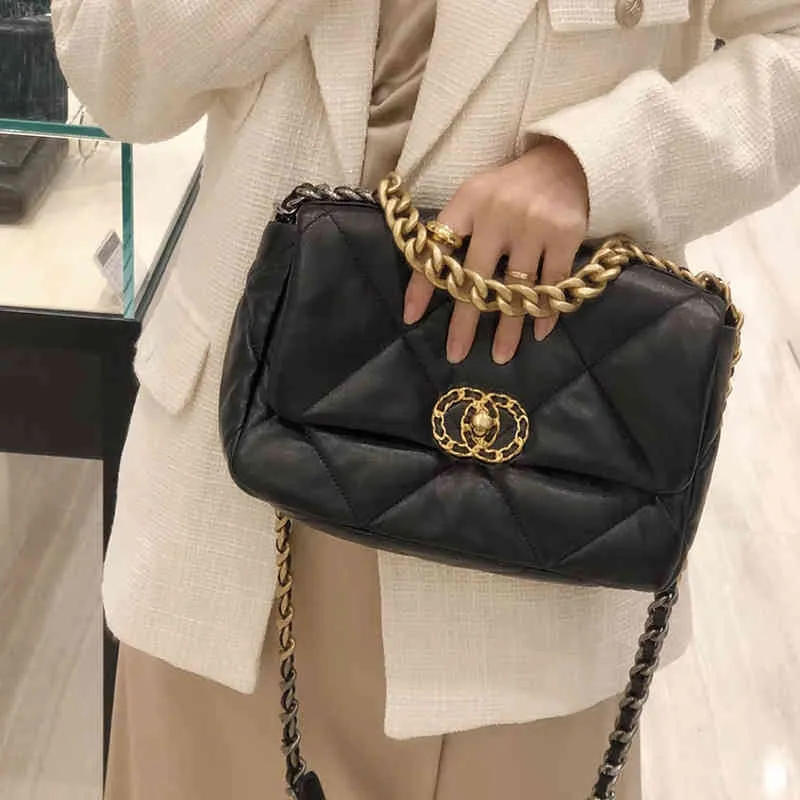 Women Bag Leather Square Shoulder Fashion Chain Messenger Soft Rhombus Clutch Multifunctional Modern 2765