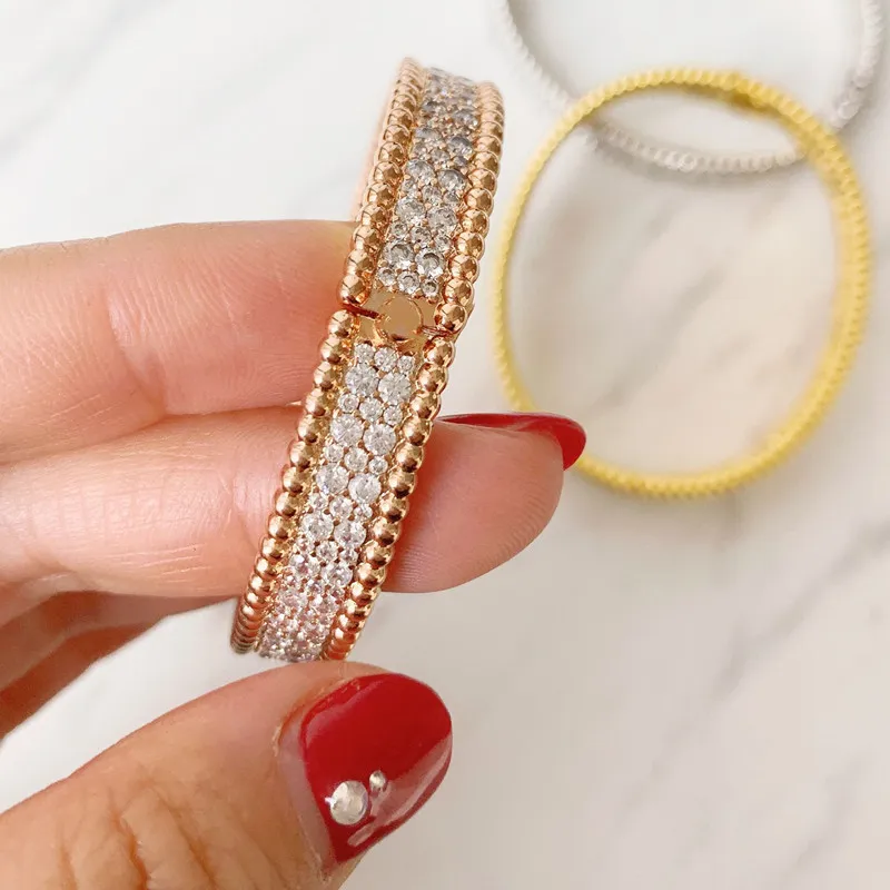 Mulheres pulseira de cristal jóias 18k cor ouro sorte espumante três fileiras de diamante pulseira pulseiras dia dos namorados039s jóias gi1099924