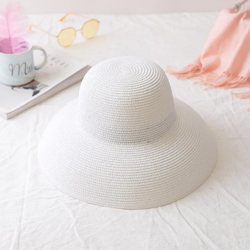 Hepburn Straw Hat Batık Modelleme Aracı Çan şeklindeki Büyük Kötü Şapka Vintage Bility Turist Plajı Atmosferi194L