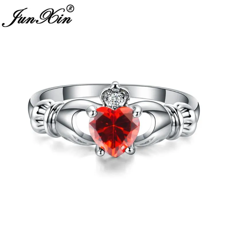 Anéis de casamento Junxin luxo feminino coração anel claddagh branco ouro cheio jóias moda para mulheres nascimento pedra presentes1284f