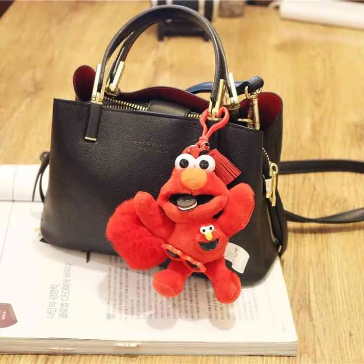 Trendy Cartoon Sesam Street Elmo Cookie Monster Plysch Doll Keychain Hänge för Kvinnor Väska Charms Bil Key Decoration Keangings