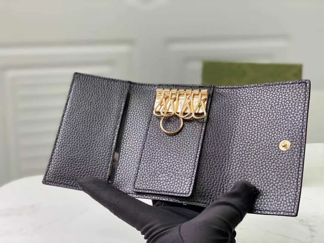 Kobiety Krótkie skórzane kluczowe uchwyty na portfel z sprzętem sześć klawiszy Haczyki Man Cakeys Holder 456118288L
