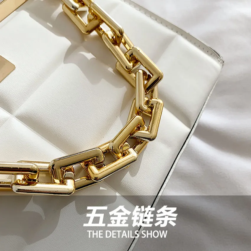 HBP New urban women`s bag simple lock hand-held small squarebag fashion chain metal plaid shoulder bags