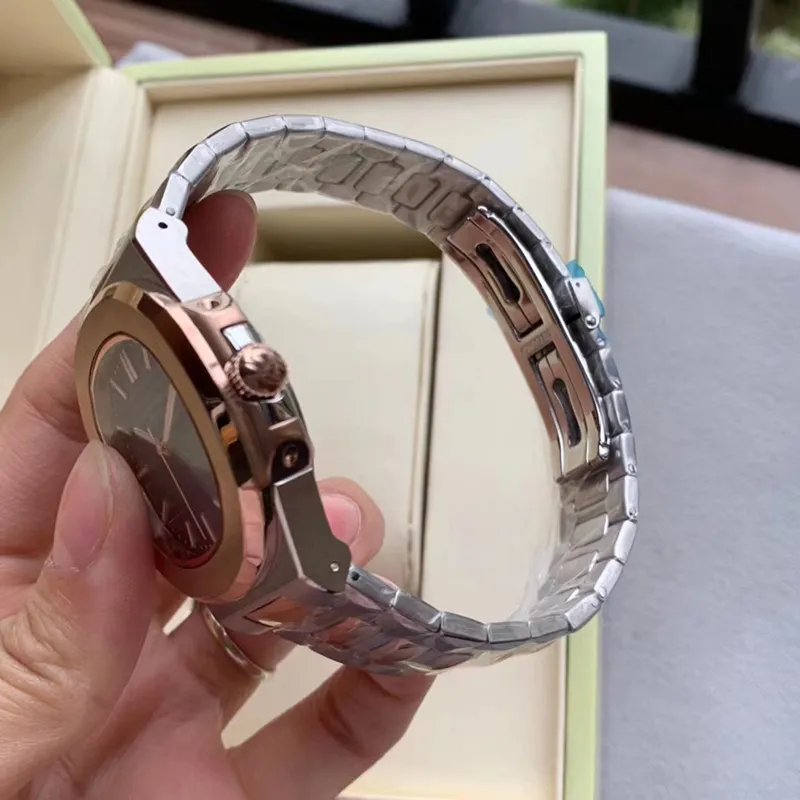 Ny stil automatisk rörelse män titta på glas baksida safir kristall 316 rostfritt band watch288o