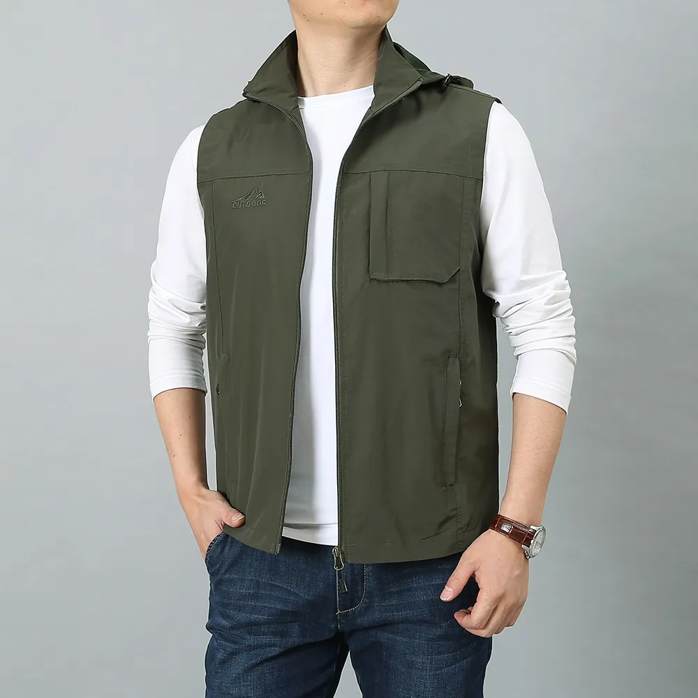 Mâle décontracté Summer Big Taille 7xl Vest sans manches Men Multi Pocket Outdoor Travel Pographe Waistcoat Fishing Vests with Cap 201128