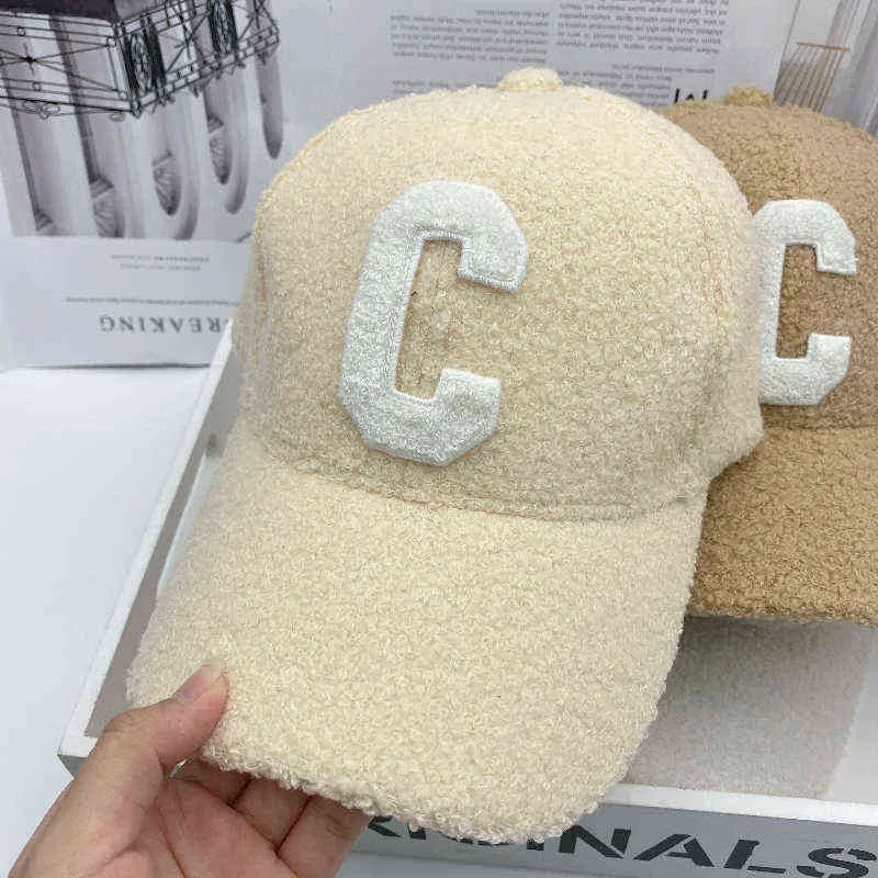 Ladies Autumn and Winter New Lamb Fur Caps Tide Brand C Letter Embroidery Warm Baseball Cap Outdoor Street Fashion Wild Hat AA2203255G