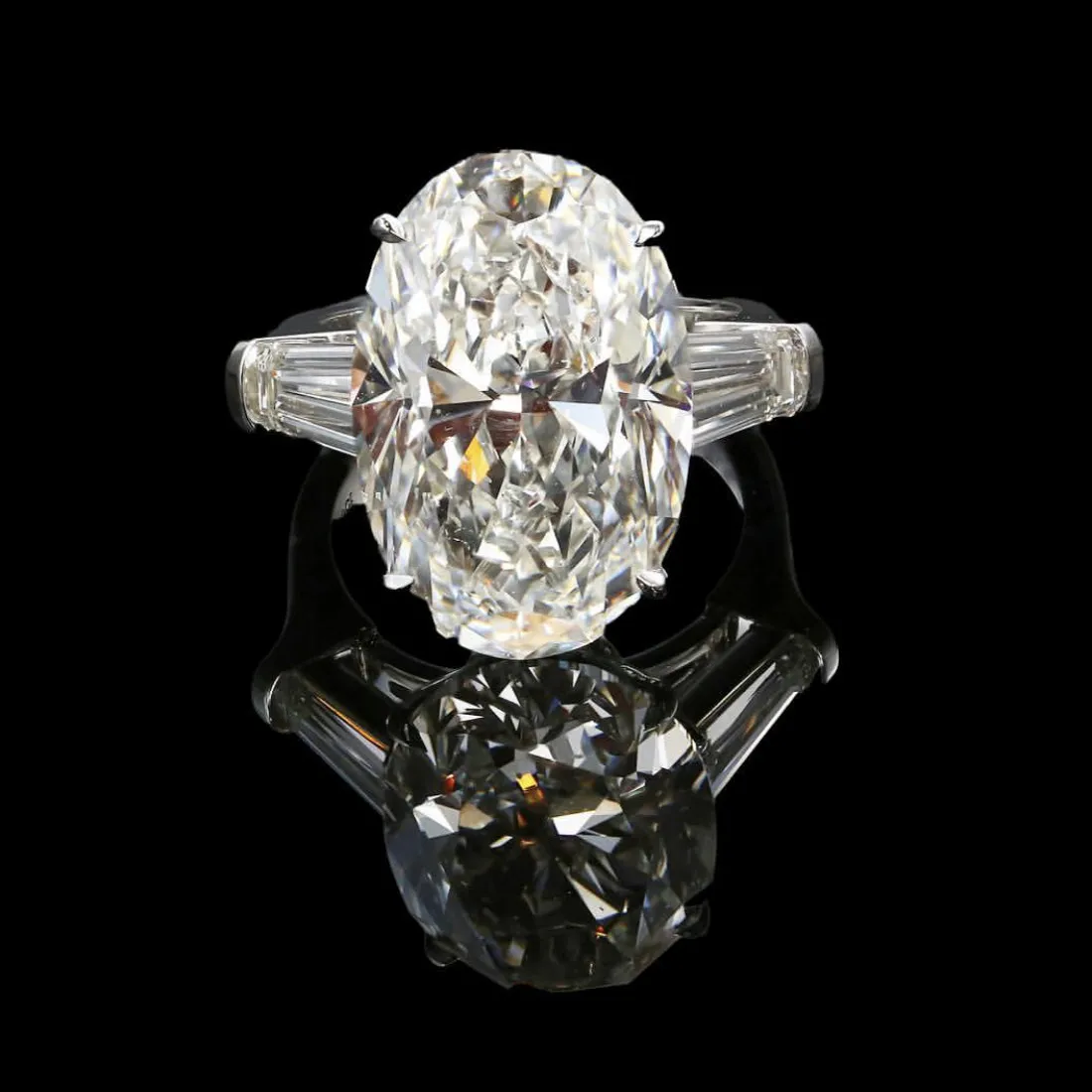 Luksusowy 100% 925 Srebrny srebrny owalny cięcie 4CT Symulowany diamentowy ślub koktajl zaręczynowy Pierściołki sześć wycinek biżuterii WH2886