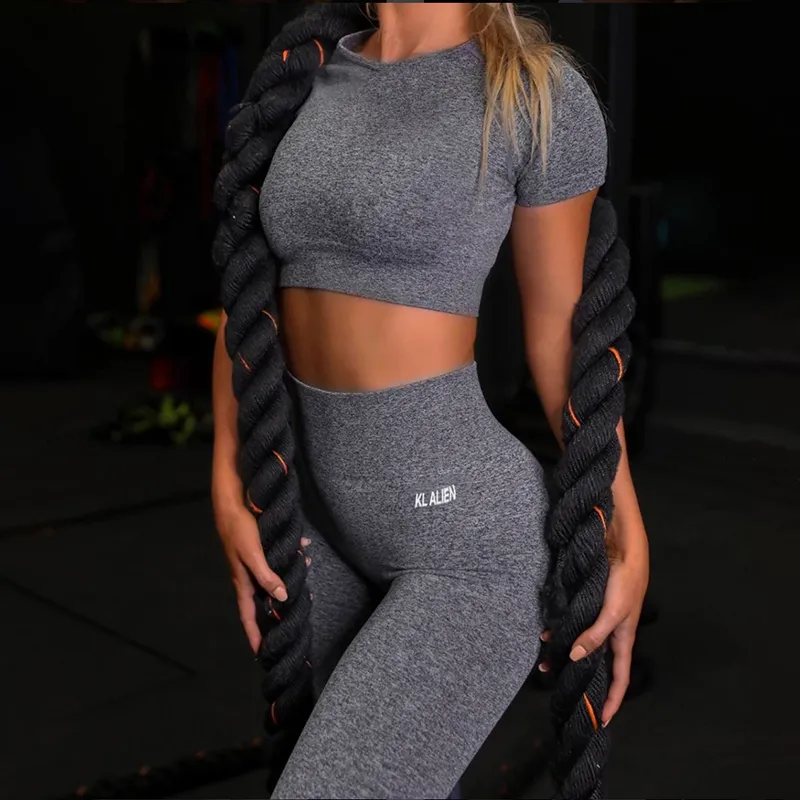 Camicia da allenamento Crop Top Leggings sportivi sexy Vita alta Fitness Yoga Set Riflettente Moda donna Tuta Abbigliamento sportivo Panno da palestra