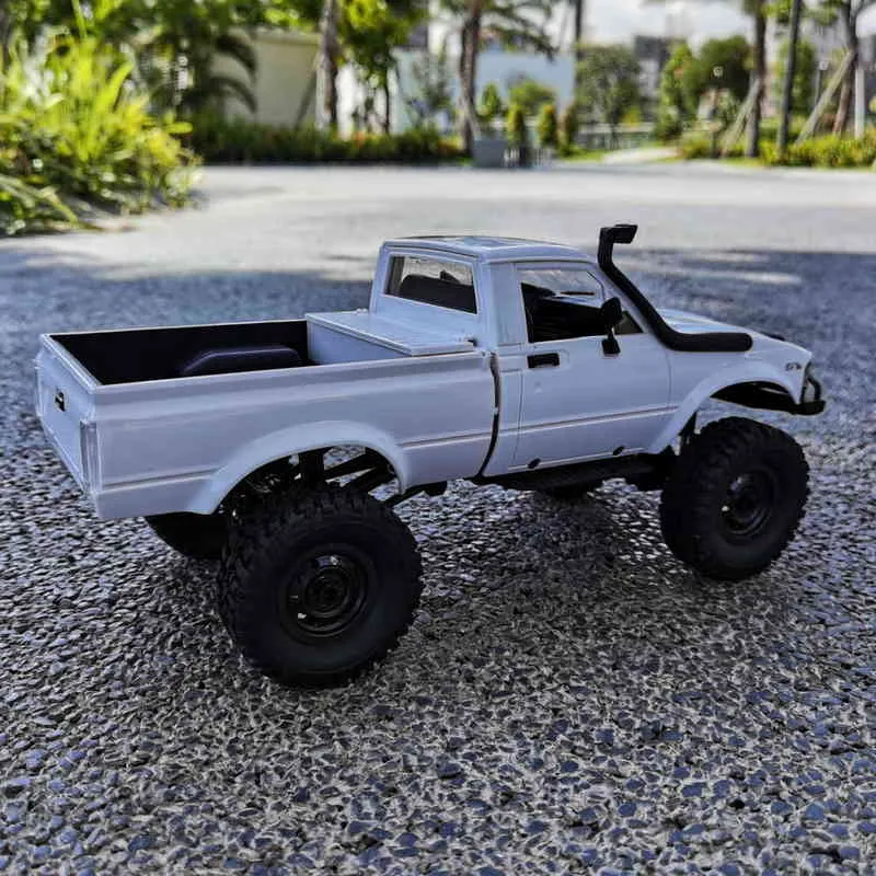 WPL C24 Upgrade C24-1 1:16 RC Auto 4WD Radio Control Off-Road RTR Kit Rock Crawler Electric Buggy Moving Machine S Gift 220119