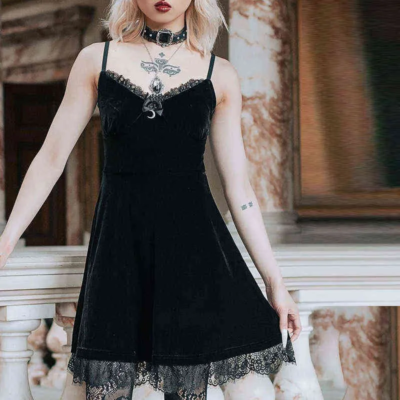 InsDoit Goth Sexy Abito nero verde Donna Velluto Retro Pizzo Abito estivo estetico Harajuku Elegante Vita alta Una linea Abiti Y220214