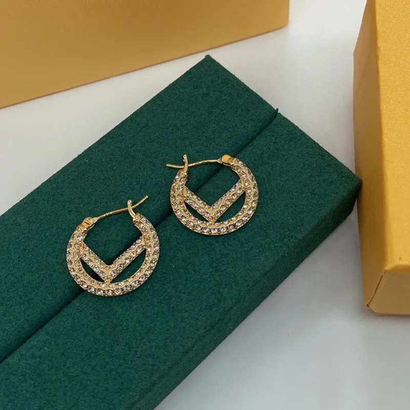 2022 Designer Silver Stud Earrings For Women Green Pendant Hoop Pearl Earring Luxurys Designers F Letter Stud Earrings D2201262Z226k