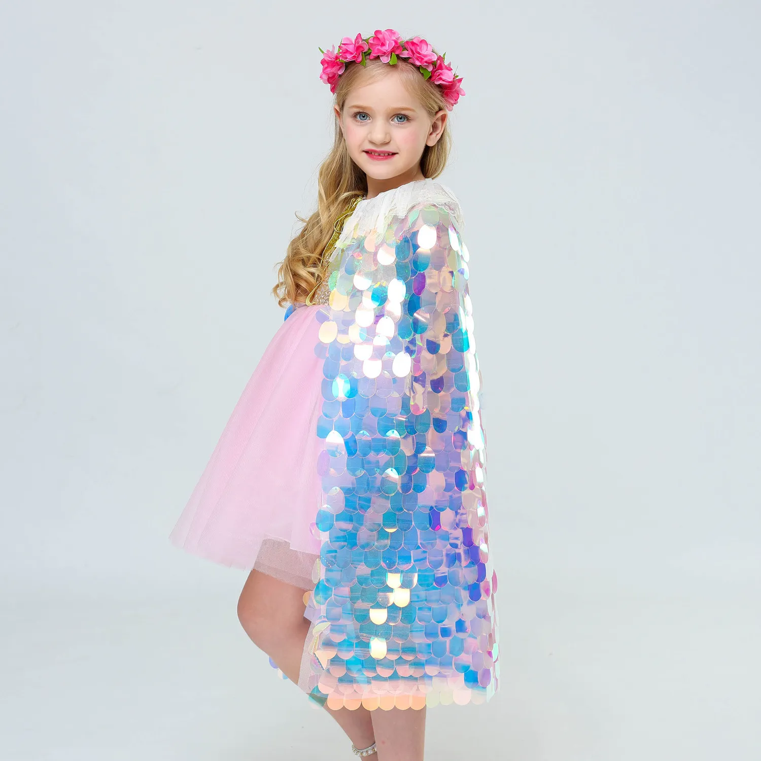 Mode Meisjes Sequin Capes Mantel Rainbow Fish Scale Cape voor Kinderen Kerstmis Halloween Cosplay Little Memaid Princess Costume LJ201130