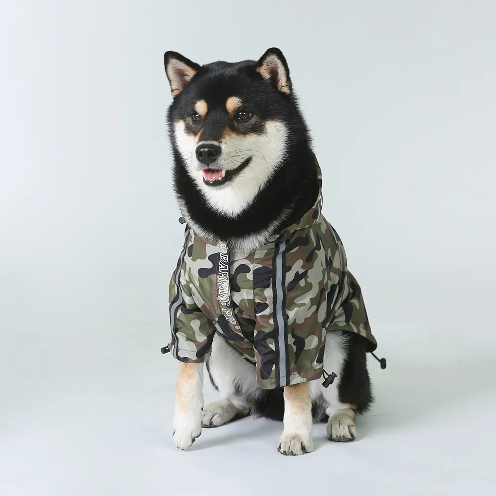 Neues Markendesign Hundebekleidung Gesteppte Haustierkleidung Regenmantelkleidung für kleine große Hunde Französische Bulldogge Mops Hunde Hoodies Windjacke J218A
