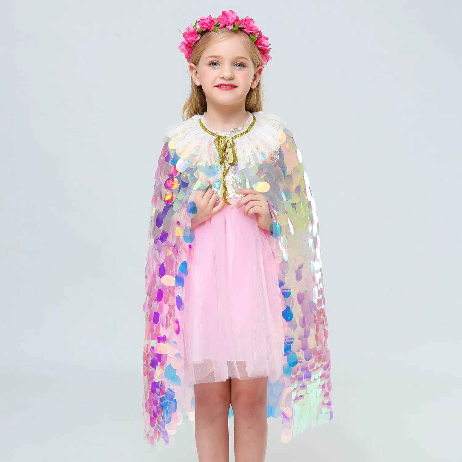 Fashion Girls Sequin Capes Cloak Rainbow Fish Scale Cape for Children Christmas Halloween Cosplay Little Memaid Princess Costume LJ200828