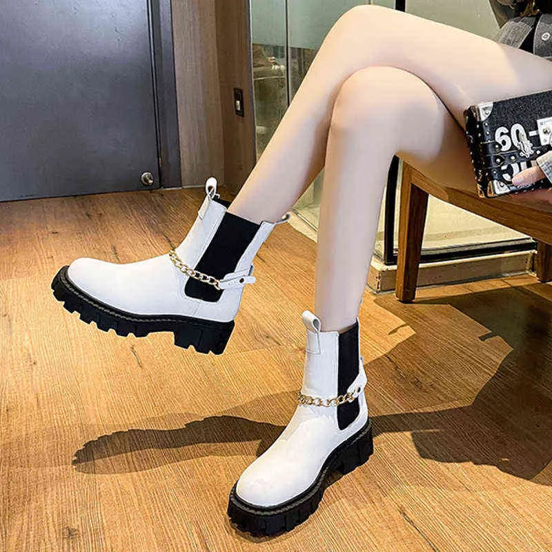 2021 Kadın Chelsea Lüks Tasarımcı Çizmeler Lady Fetiş Tıknaz Platformu Ayak Bileği Çizmeler Moda Patik Lolita Gotik Metal Zincir Ayakkabı Y1209