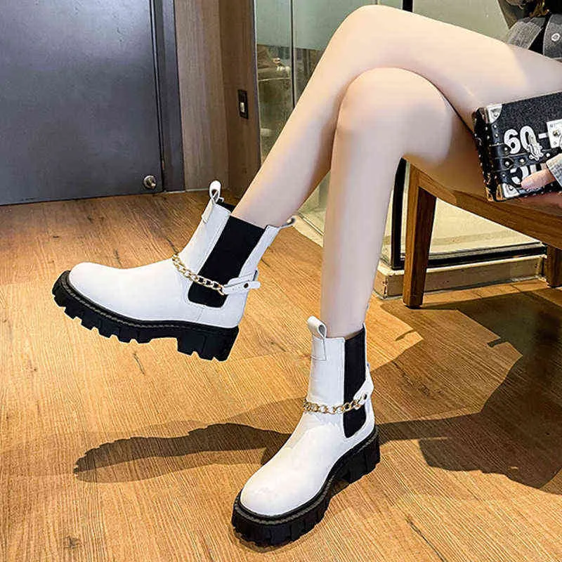 2021 Women Chelsea Luxury Designer Boots Lady Fetish Chunky Platform Ankle Boots Fashion Booties Lolita Gothic Metal Chain Shoes Y1209