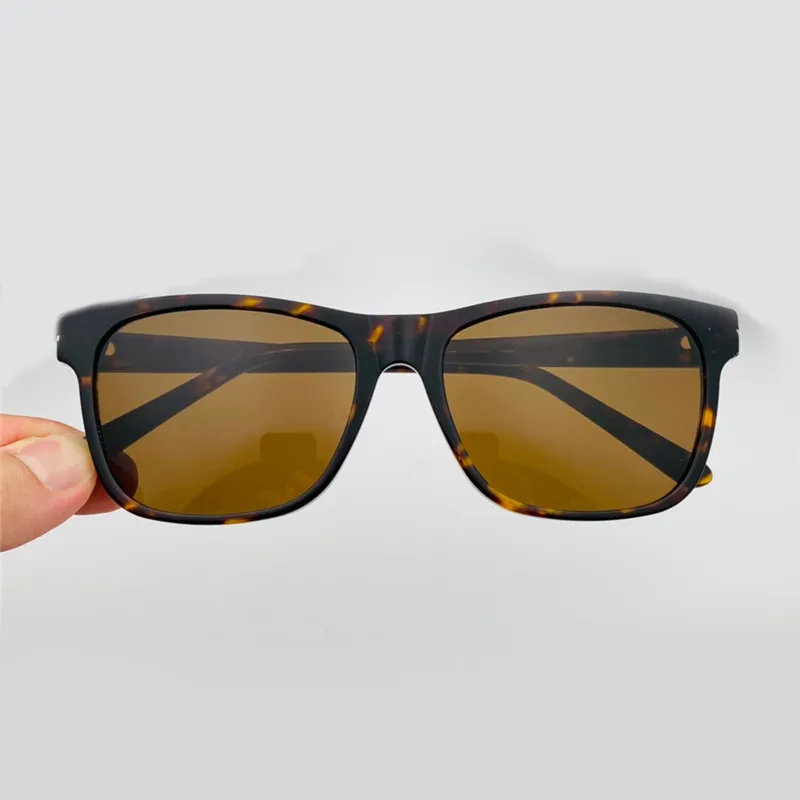 698 Nuevas gafas de sol para mujer, moda clásica, montura completa, lentes de protección UV, gafas de sol populares de estilo de verano, calidad superior, vienen Wit301C