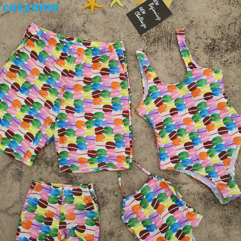 Mother Daughter Father Son Swimwear 2019 Summer Hamburger Printed Family Look Matching Bikini Bathing Bach Swimsuit Parent Child (21)