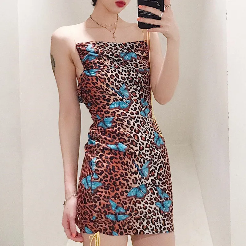 Kadınlar İçin Yaz Elbisesi 2020 Leopar Seksi Bodycon Elbise Omuz Gril Mini Slip Elbise Kulübü Kıyafetleri MD0056 T200526