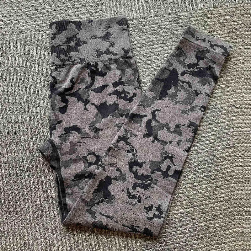 2021 Gym Tights Energy Seamless Mage Control Yoga Pants High midje Sport sömlösa leggings Animal Camo Running Pants Women H1221