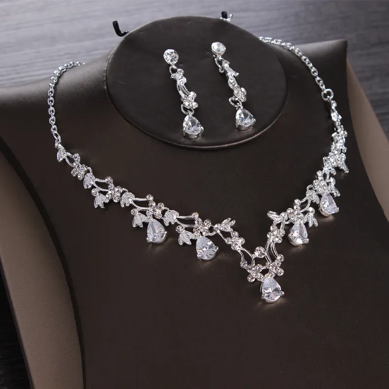 Barock Luxus Silber Farbe Kristall Herz Braut Schmucksets Halsketten Ohrringe Diadas Kronen Hochzeitsperlen Afrikanische Schmucksets8159175