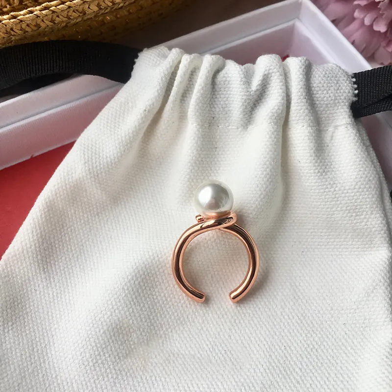 Mode-sieraden 316L titanium Pearl Bee Ring open ringen rose goud zilver dubbele hart ring vrouwelijke ring voor woman2985