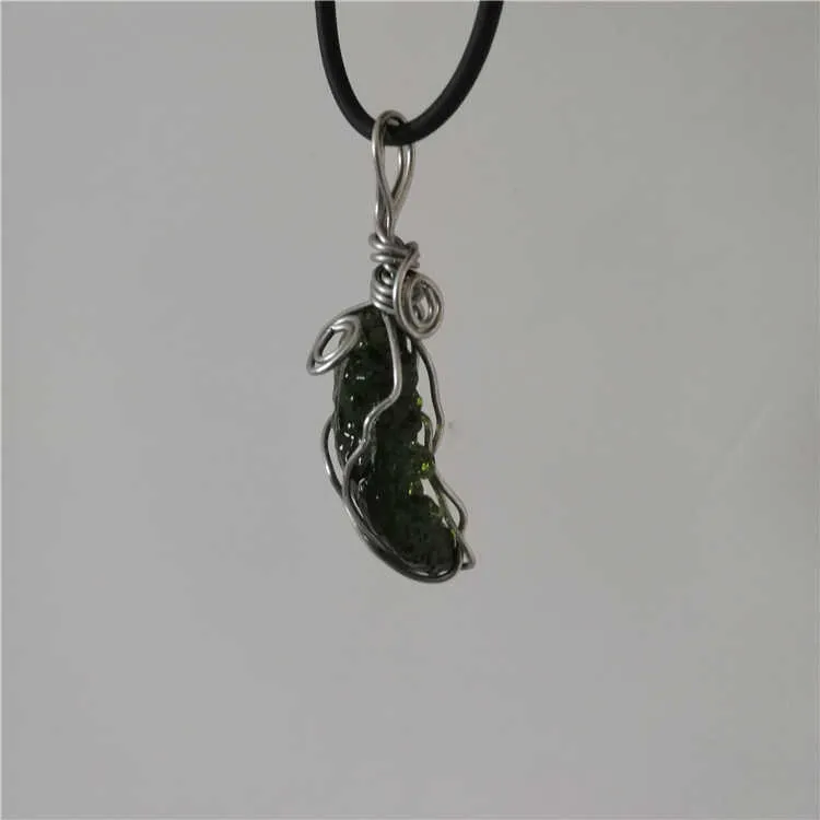 Naturalny zielony Aerolites Moldavite Crystal Falling Kamienna Energia Energia Apotropaiczna 4G6G Linia Naszyjnik 10284803834146534