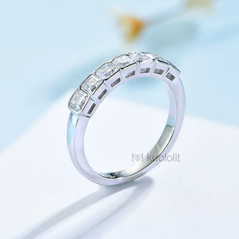 Kuoit Asscher klippt 585 14K 10K Vitguldringar för kvinnor 25mm Solitaire Luxury Ring Engagement Jubileum 2202251265134