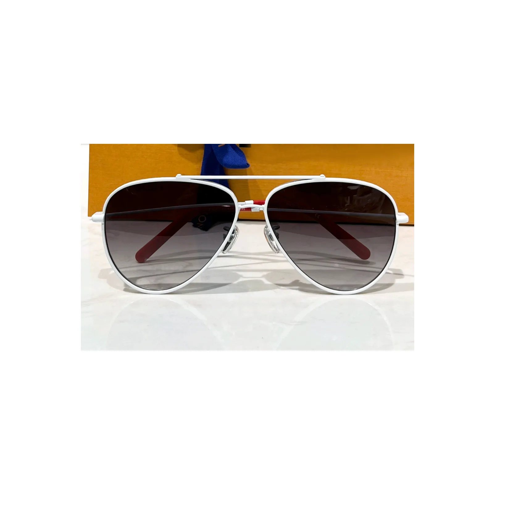White Pilot Sunglasses Grey Gradient Metal Frame Sun Glasse Top Fashion Sunglasses for Women with UV Eyewear Box249h