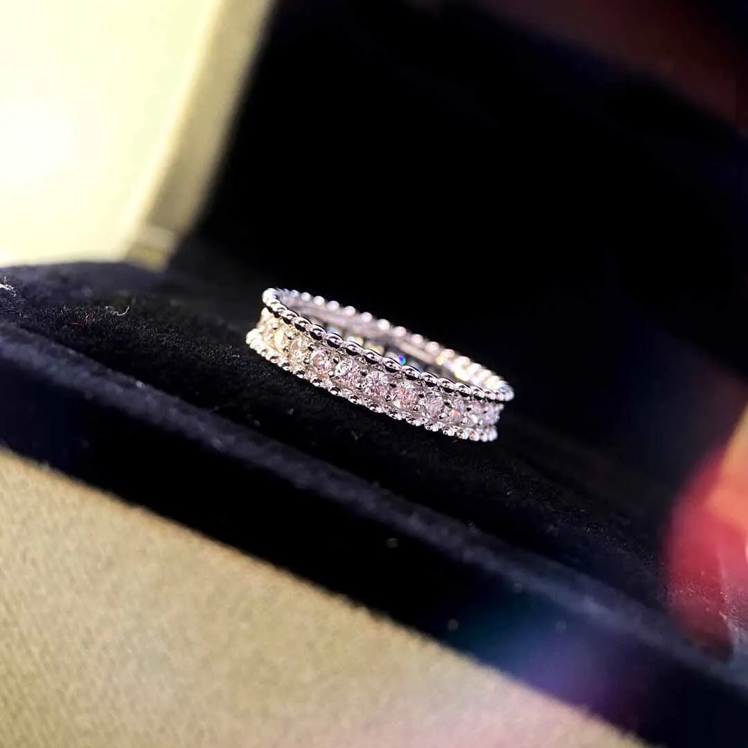S925シルバーパンクバンドリング女性結婚式と毎日のジュエリーウェアギフトPS6443241Sのすべてのダイヤモンド