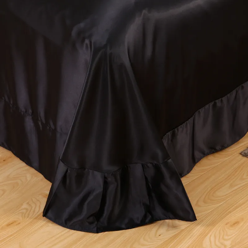 31 Einfarbiges schwarzes Satin-Seiden-Luxus-Cool-Bettwäsche-Set für den Sommer mit Bettbezug, Bettlaken und Kissenbezug C1026189H