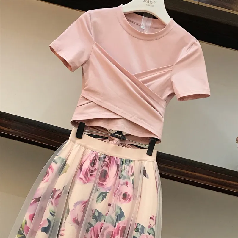 2020 Sommar Elegant Rosa Set Kvinnor Söt Bowknot Oregelbundet Crop Top Cotton T-Shirt + Mesh Floral Tulle Långkjolar Suits T200702