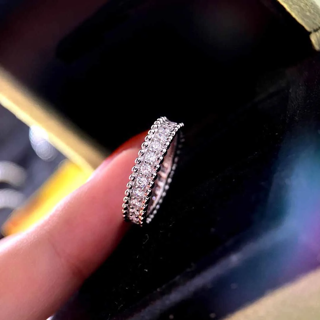 S925シルバーパンクバンドリング女性結婚式と毎日のジュエリーウェアギフトPS6443241Sのすべてのダイヤモンド