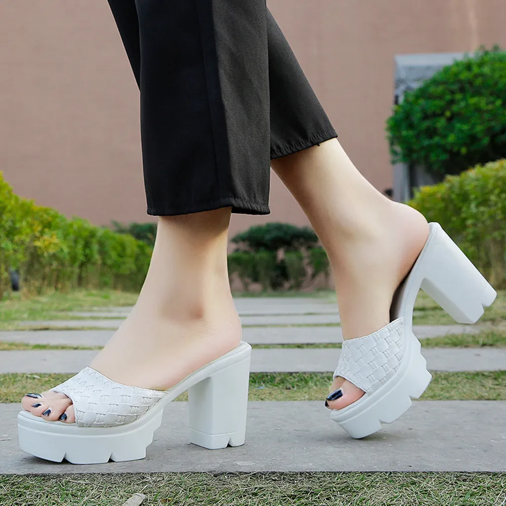 Chaussures d'été femmes pantoufles à talons hauts diapositives mode talon carré pantoufles femmes tongs plate-forme sandales chaussures décontractées Y200423