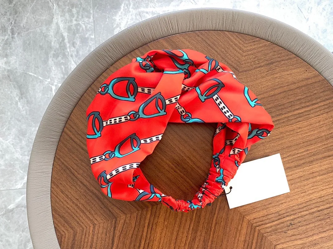 Elastische Seidenstirnband für Frauen Buchstaben Designerin Grüne rote Blumenhaarbänder Mädchen Retro Turban Headwraps2477
