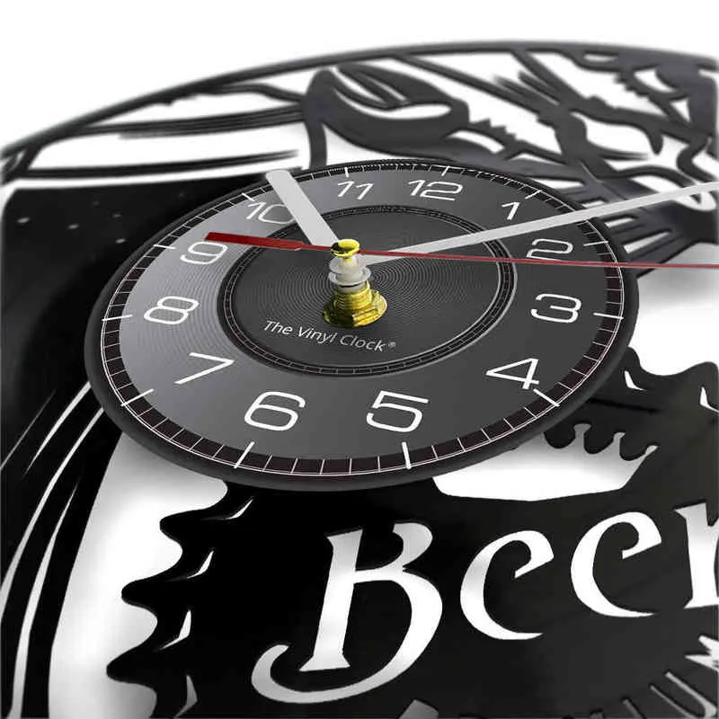 ビールプレミアムとザリガニ魚ビニールレコードCDディスクの壁掛け時計のためのビール棒の装飾醸造所シーフード恋人キッチン時計壁掛けH1230