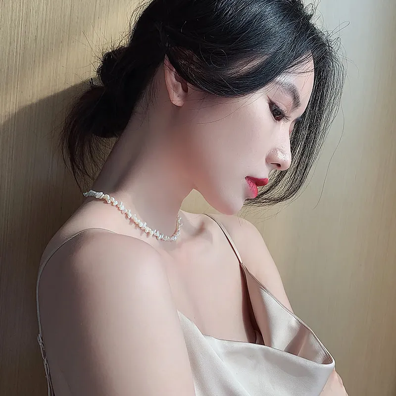 Coreano che vende gioielli di moda collana di perle d'acqua dolce irregolari naturali eleganti donne studentesse collana quotidiana di clavicola1964972