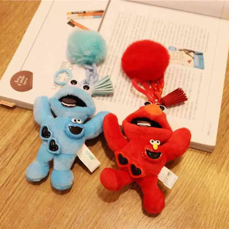 Trendy Cartoon Sesam Street Elmo Cookie Monster Plysch Doll Keychain Hänge för Kvinnor Väska Charms Bil Key Decoration Keangings