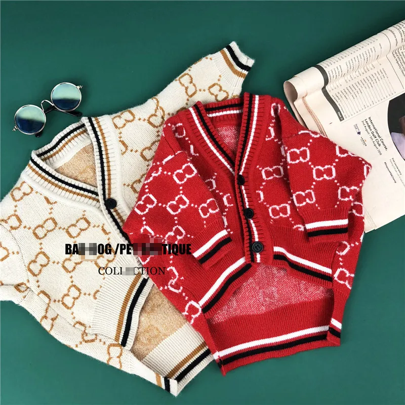 Suéter de perro Chaqueta suave Mascota Pug Clásico Traje casual Traje Moda Chihuahua Cardigan Suéter de punto para perros pequeños Bulldog 201127