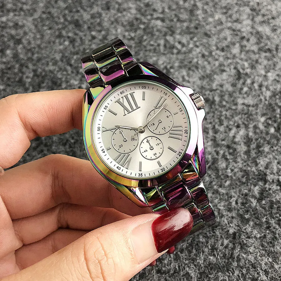 Fashion M Design Brand Watches Women Girl 3 Dials Colorful Style Metal Steel Band Wor Orologio da polso M972785