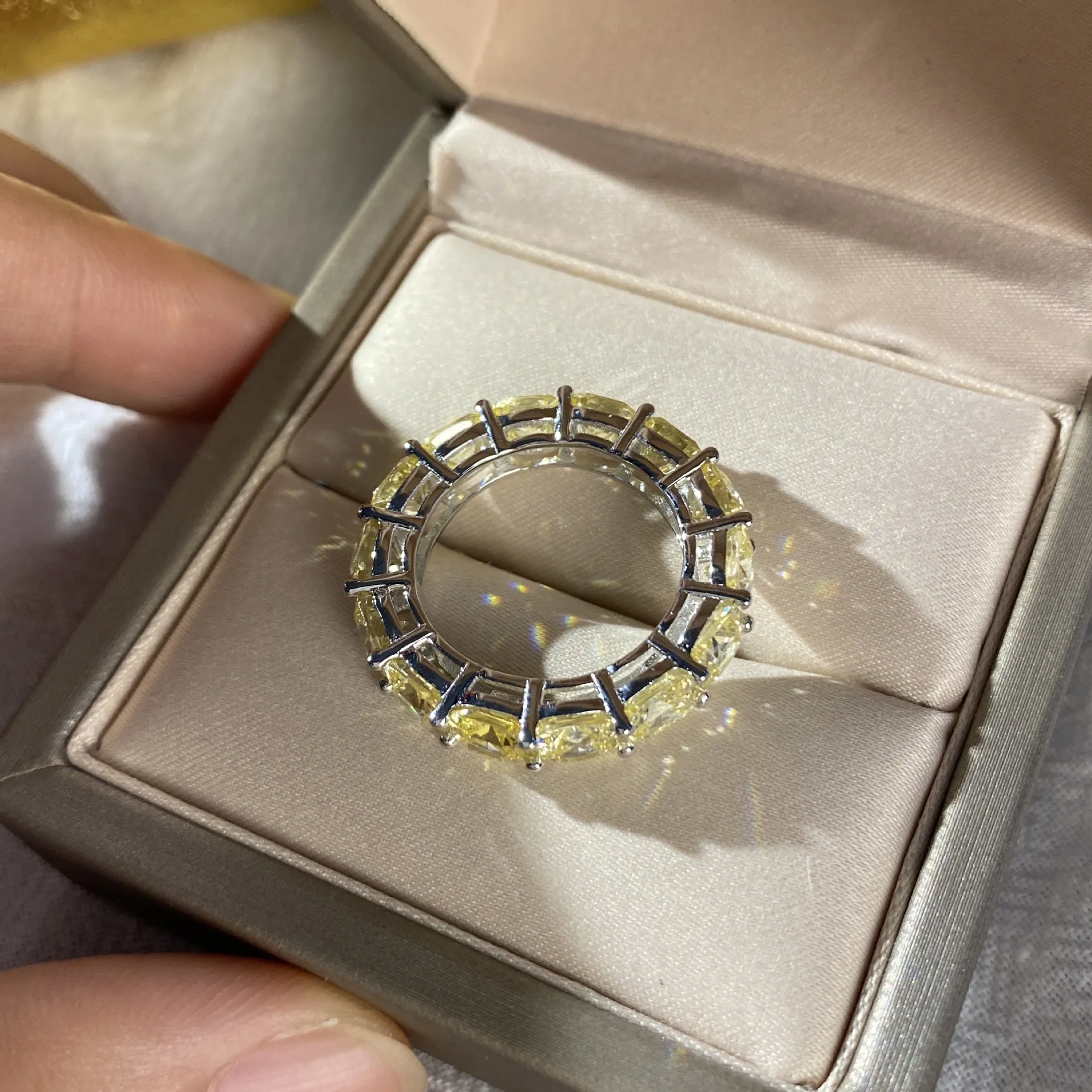 Wong Rain 925 srebrny żółty żółty stworzony moissanite diamenty szlachetne obrączka zaręczynowa Pierścień zaręczyn