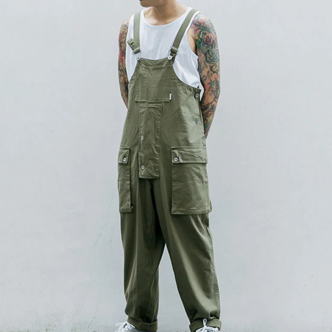 Streetwear Homens Moda Harajuku Suspender Jumpsuit Solto Calças Retas Homens Bolso Bib Homens Homens Casuais Calças Jumpsuits 201110