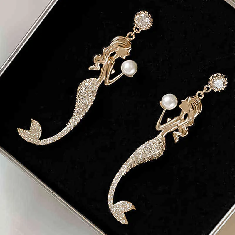Söt tecknad sjöjungfru Crystal Fishtail Pearl Eardrop örhängen för kvinnors örnstänger med lång hänge 2112313371611