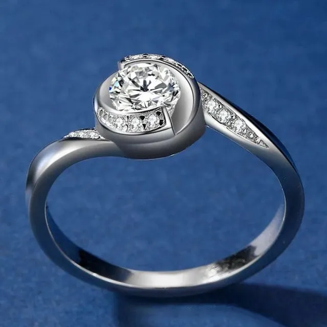 Popolare nell'anello nuziale americano di moda con diamante tondo Moissanite D-colore S925 placcato platino, gioielli femminili semplici ed eleganti