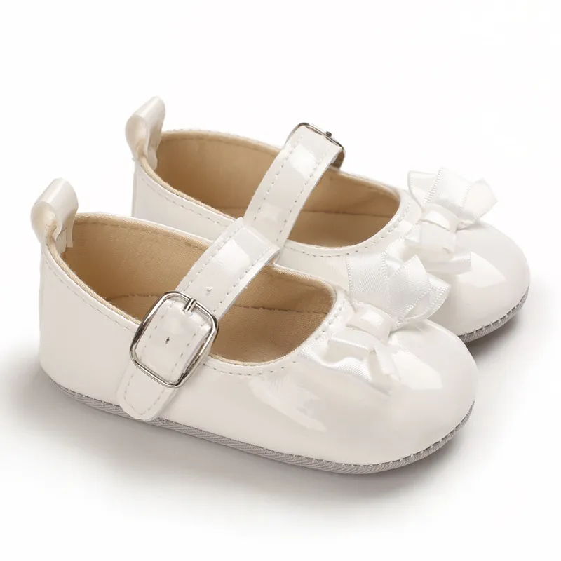 Zapatos de cuero suave para bebés, zapatos de princesa con lazo para niñas nacidas, zapatos de cuna antideslizantes de suela blanda 0-18M LJ201214