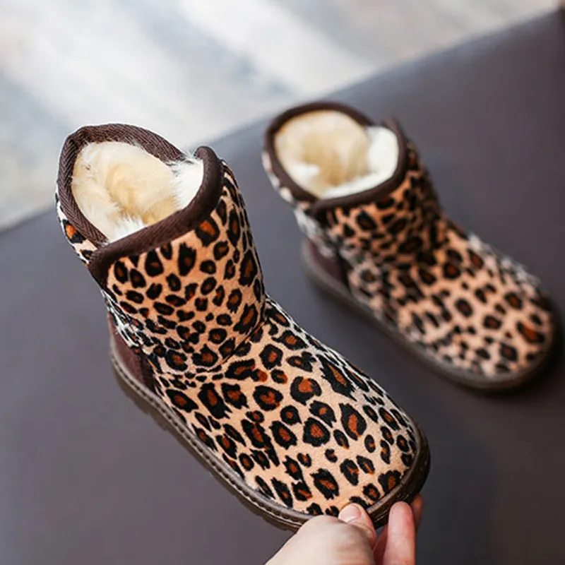 Modestövlar barn barn baby flickor pojkar leopard vinter varma korta stövlar avslappnade skor barnskor släpp lj201201