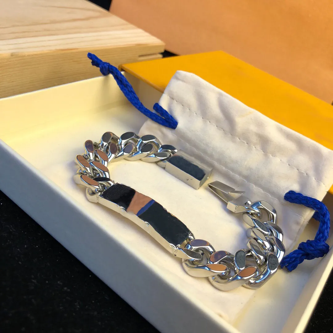 Naszyjnik designerski litera ze stali nierdzewnej 14K Złoty naszyjnik
