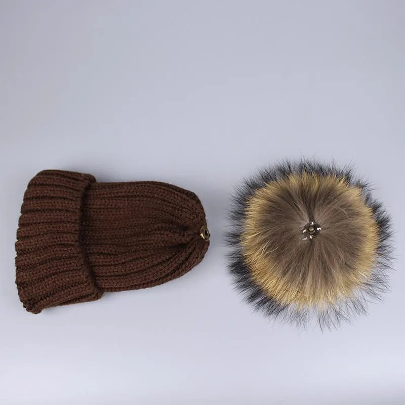 新しい2ピースセットチャイルド冬の帽子スカーフガールズハット本物のアライグマファーポンポンビーニーウーマンキャップウィンターWhole13094